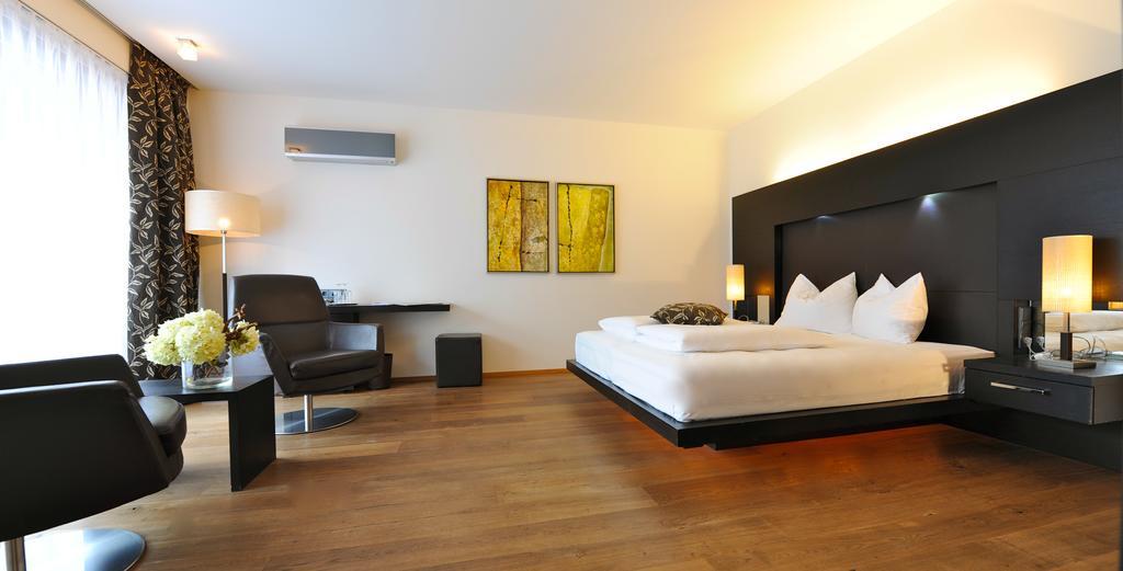 Hotel Vier Jahreszeiten 실란드로 외부 사진
